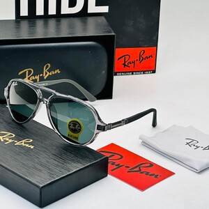 نظارة Rayban رصاصي لامع