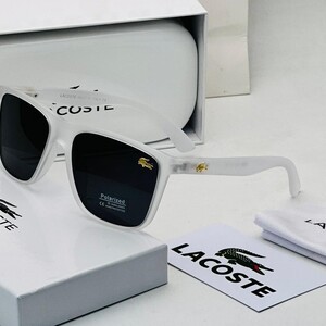 نظارة Lacoste