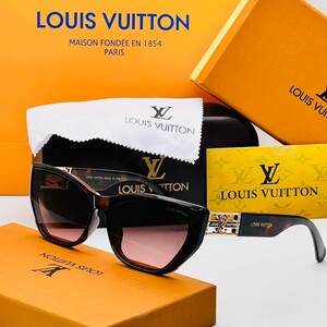 نظارة Louis Vuitton