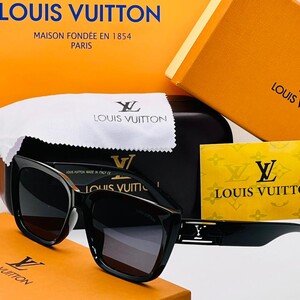 نظارة Louis Vuitton