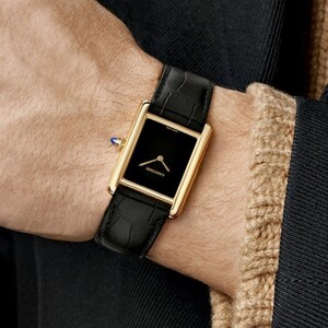 ساعة "تانك موست" من كارتييه