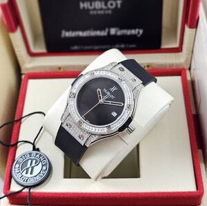 ساعة هوبلت بينغ بانغ - بدون ارقام