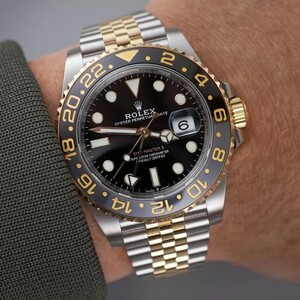Rolex GMT-Master – gold with black dial 40 mm automatic