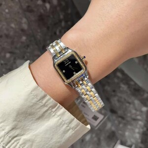 ساعة پانتير دو كارتييه - مرصع بالأحجار اللامعة