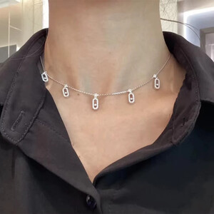 قلادة نسائية من الفضة الإسترليني عيار 925 - 5 تعليقات مرصعة بزركون فاخر