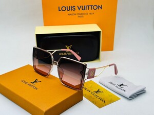 نظارة ديور وردية بنية