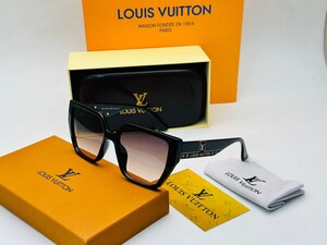 نظارة ديور ستار بلاك