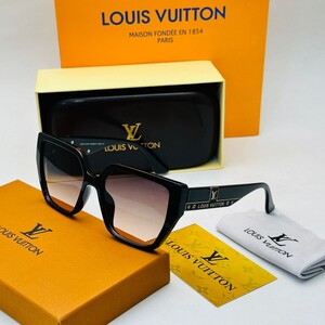Sunglasses - Louis Vuitton