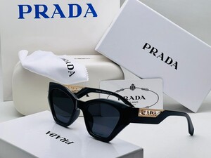 نظارة برادا: أناقة لا تضاهى ورؤية مثالية