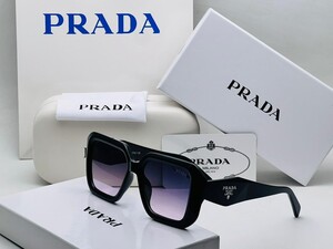 نظارة برادا: أناقة لا تضاهى لكل الأذواق