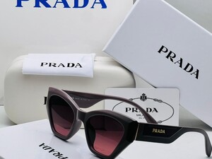 نظارة برادا: أناقة لا مثيل لها، حماية فائقة