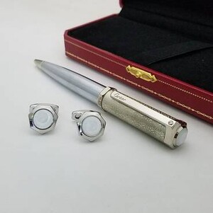 Cartier Engraved Set