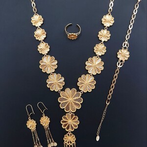 طقم مجوهرات راقٍ فضي - بديل الذهب لا يسبب الحساسية لا يتغير لونه | Multicolor Jewelry Set
