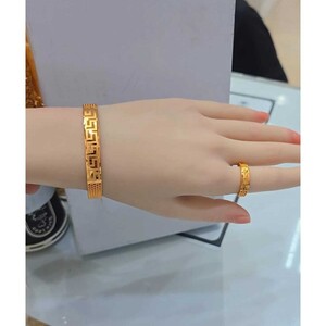 إسوارة عرائس بأحجار ملونة - بديل الذهب لا يسبب الحساسية لا يتغير لونه | Bracelet - Multicolor | المقاسات: 15-23 سم