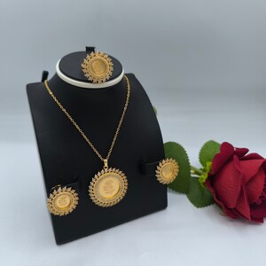 طقم عرائس بكريستال فاخر - بديل الذهب لا يسبب الحساسية لا يتغير لونه | Gold Jewelry Set