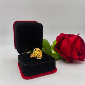 خاتم بديل الذهب بتصميم عربي متقن ونقوش فاخرة | Ring - Silver | المقاسات: 5-10