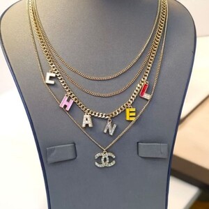 سلسال مع ملحقاته | Multicolor Necklace