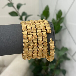 بناجر لمسات الخلية بديل الذهب بمفتاح {السعر للحبة} | Gold Accessory