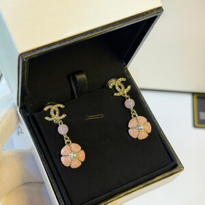 حلق فاخر مع ملحقاته | Multicolor Accessory